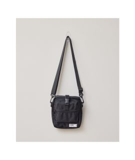 Plain-Me Travel Bag